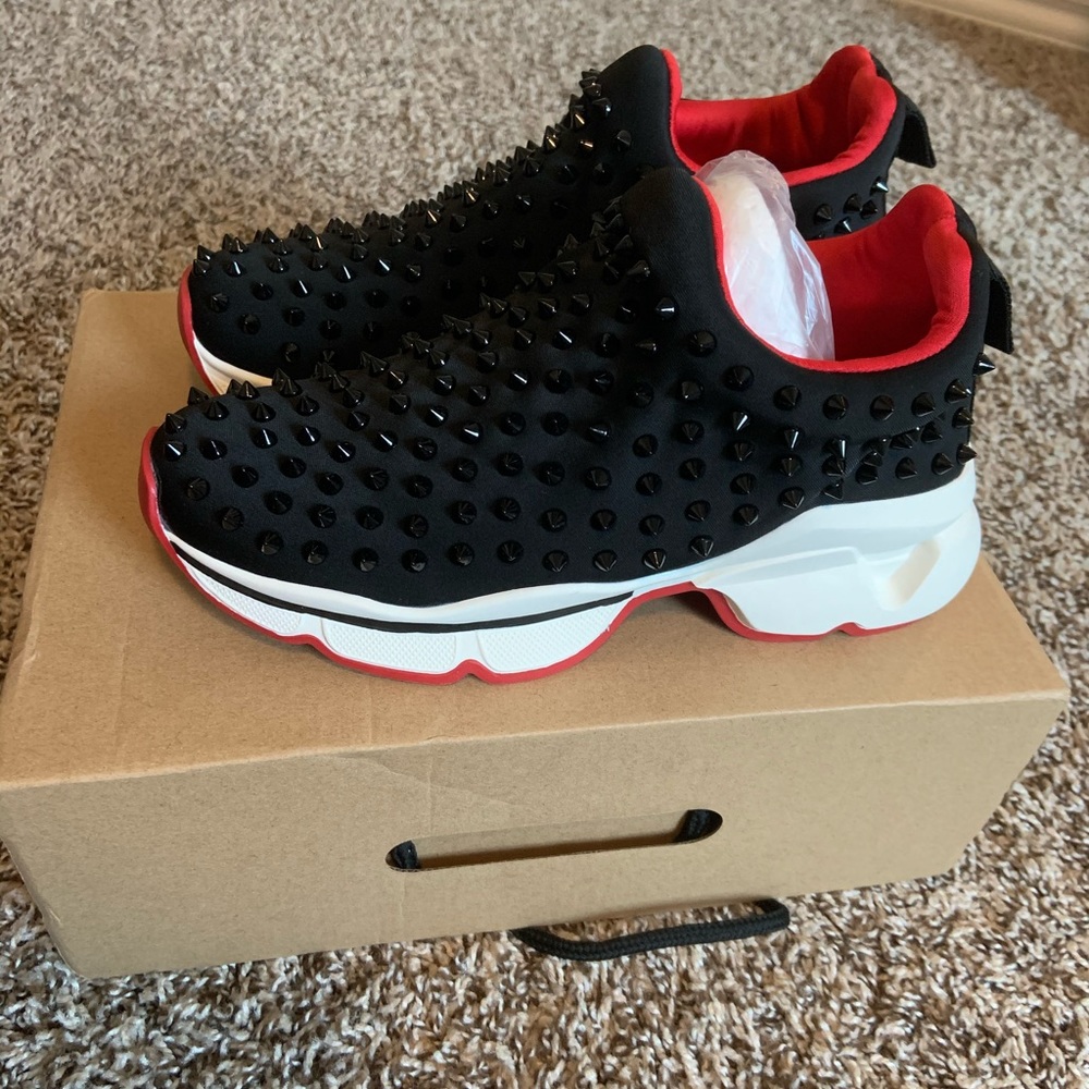 NWT spiked sneaker